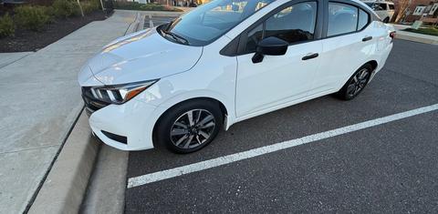 Nissan Versa 2024