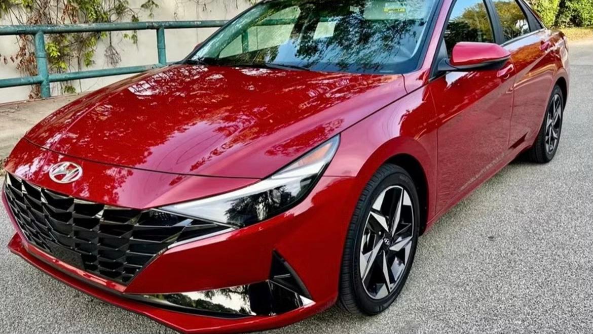 Hyundai Elantra 2023 in 