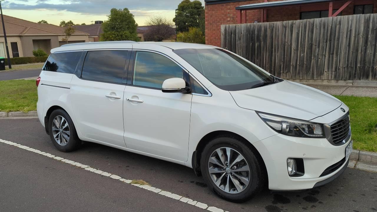 Kia CARNIVAL 2017 in Burnside Heights