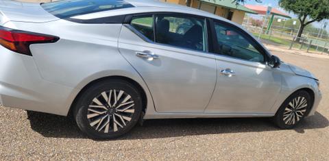 Nissan Altima 2024