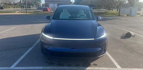 Tesla Model Y 2026