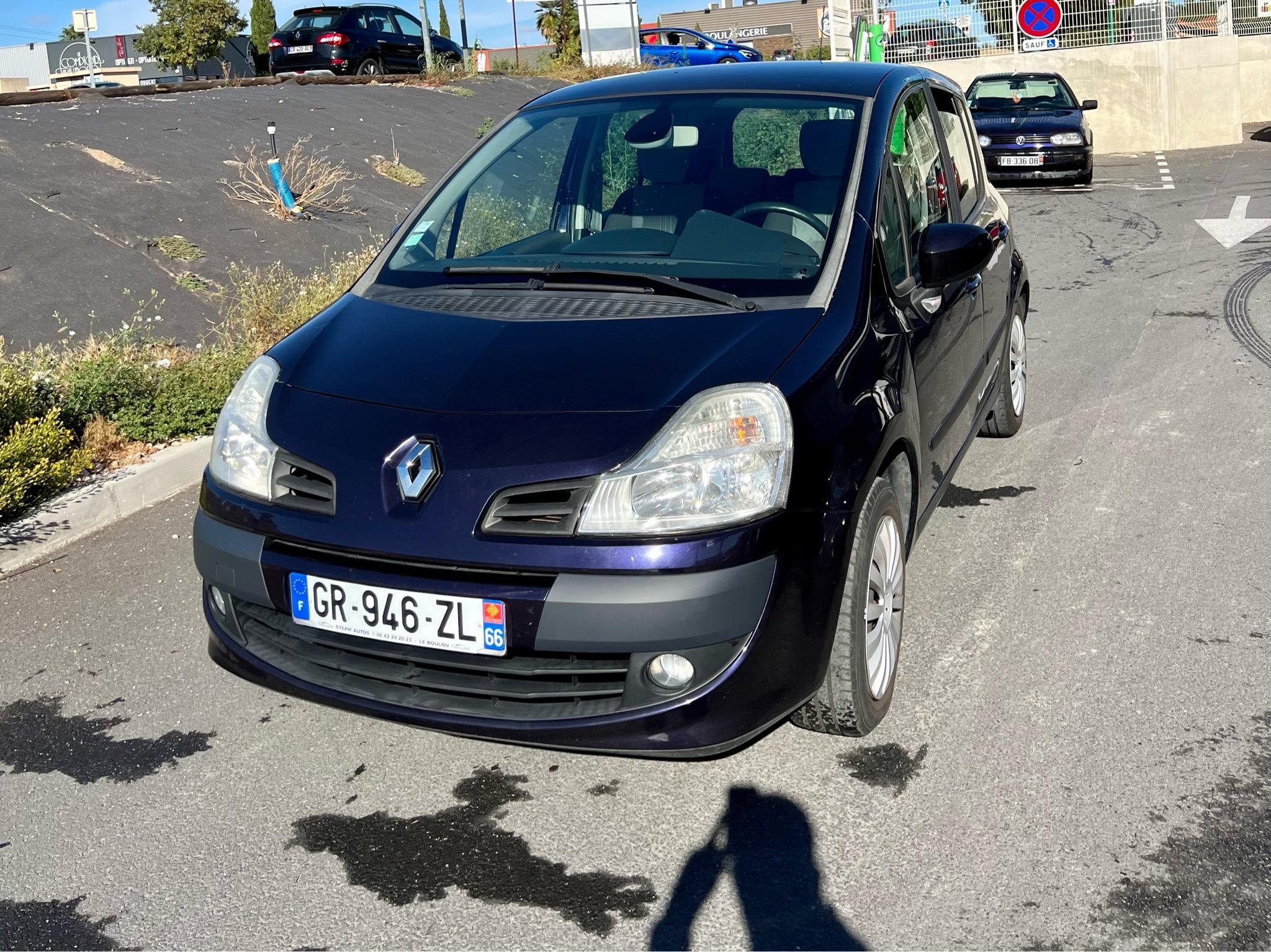 Renault MODUS 2009 in Sainte-marie-la-mer