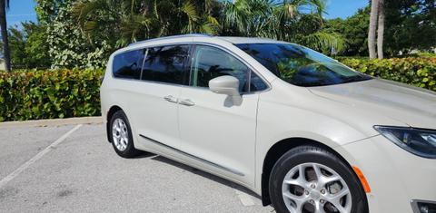 Chrysler Pacifica 2017