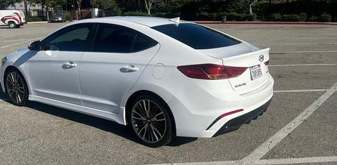 Hyundai Elantra 2017