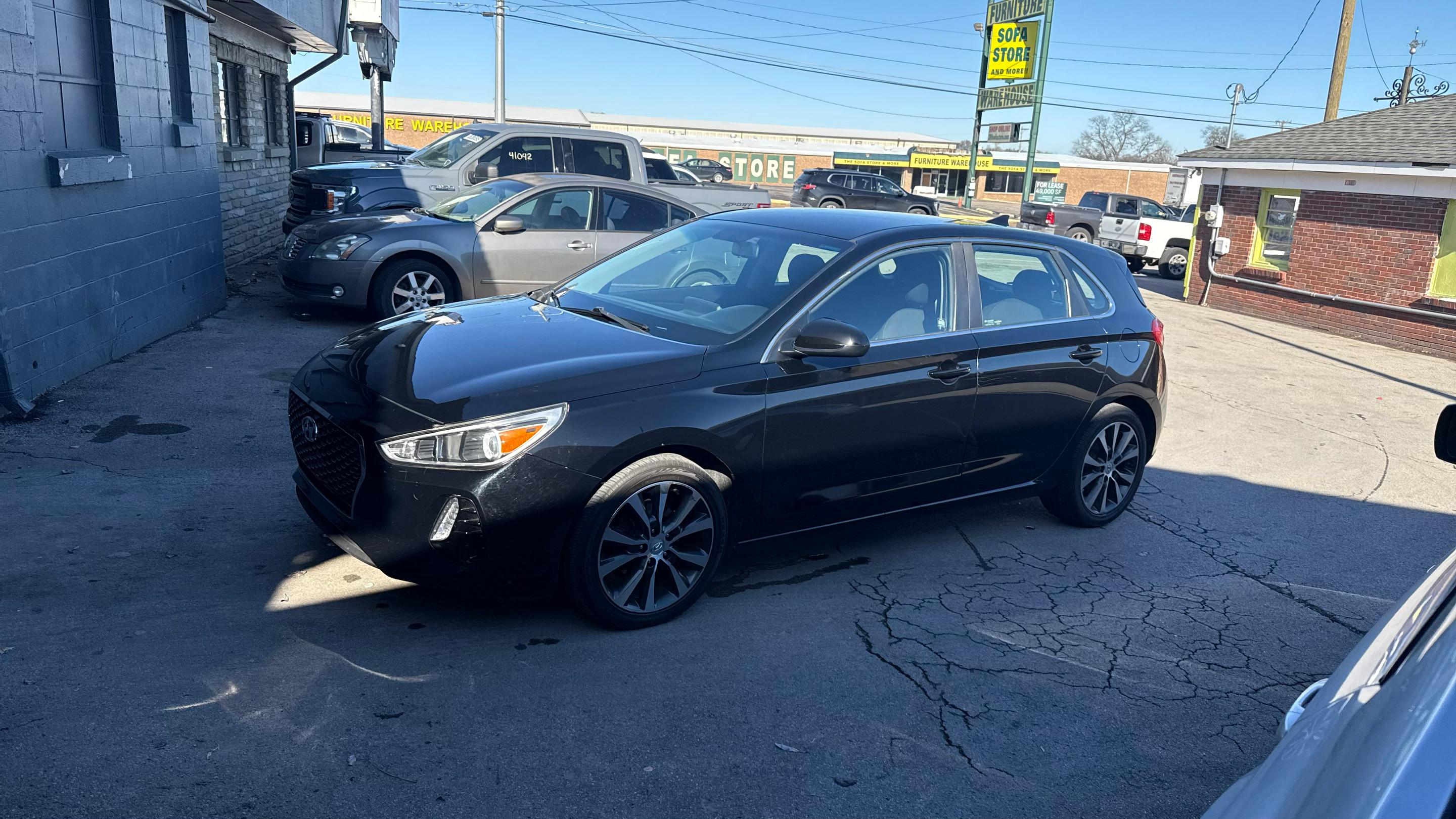 Hyundai Elantra GT 2018 in Nashville, TN