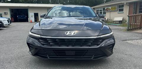 Hyundai Elantra 2024