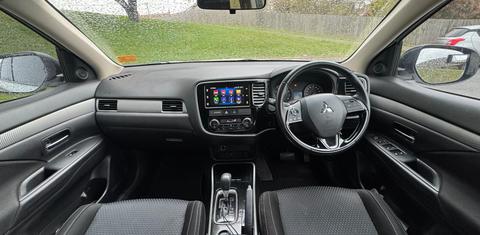 Mitsubishi OUTLANDER 2017