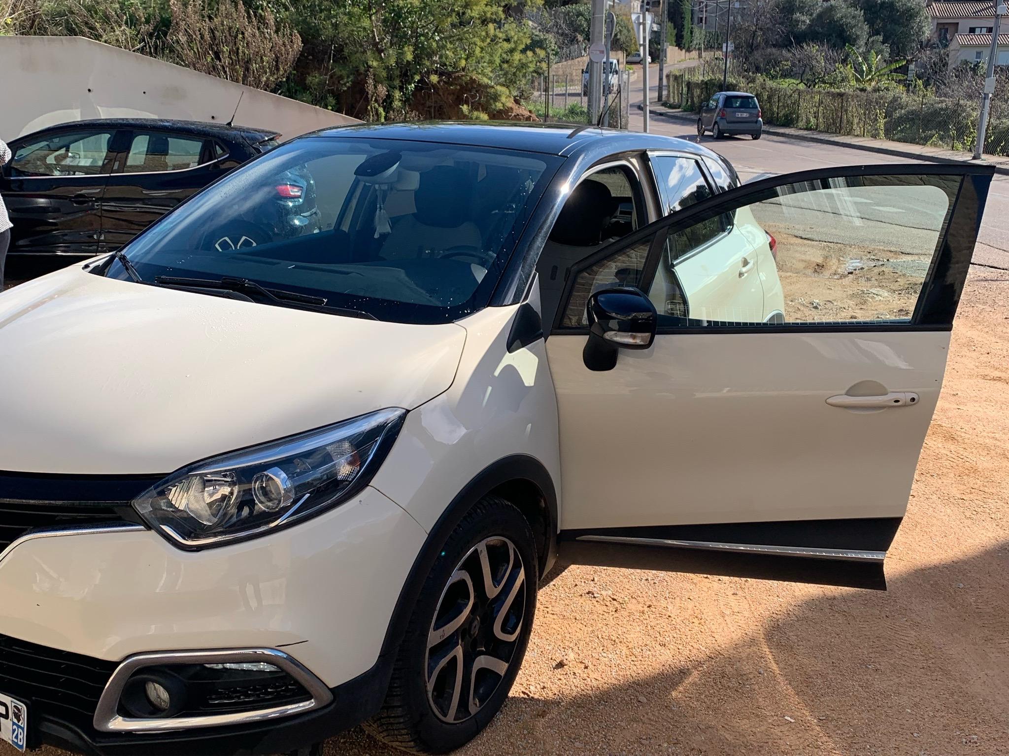 Renault CAPTUR BUSINESS 2014 à Ajaccio