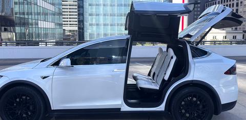 Tesla Model X 2020