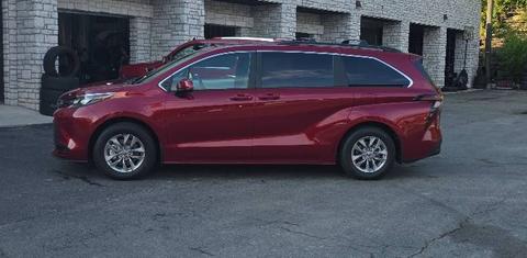 Toyota Sienna 2025