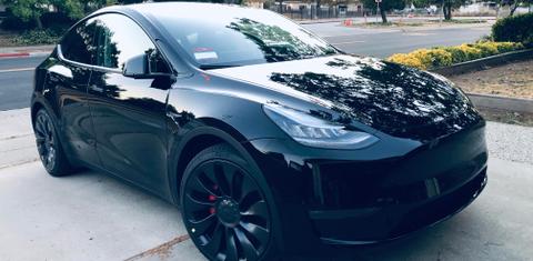 Tesla Model Y 2023