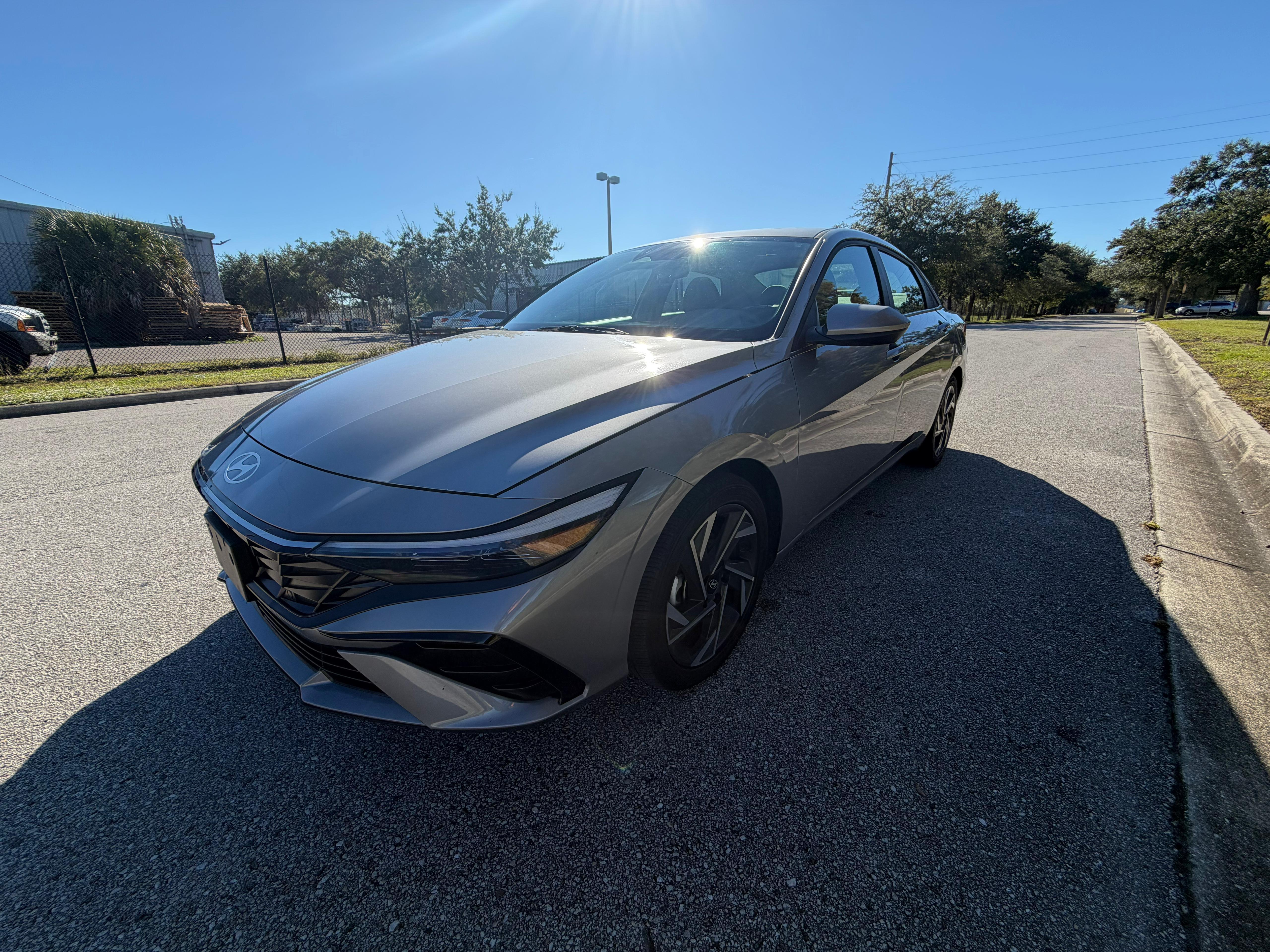 Hyundai Elantra 2025 in 