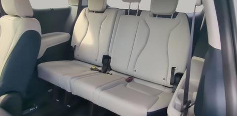 Kia Carnival Hybrid 2026