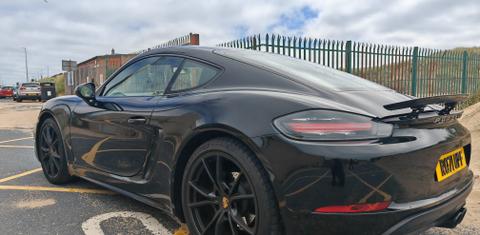 Porsche Cayman 718 2021