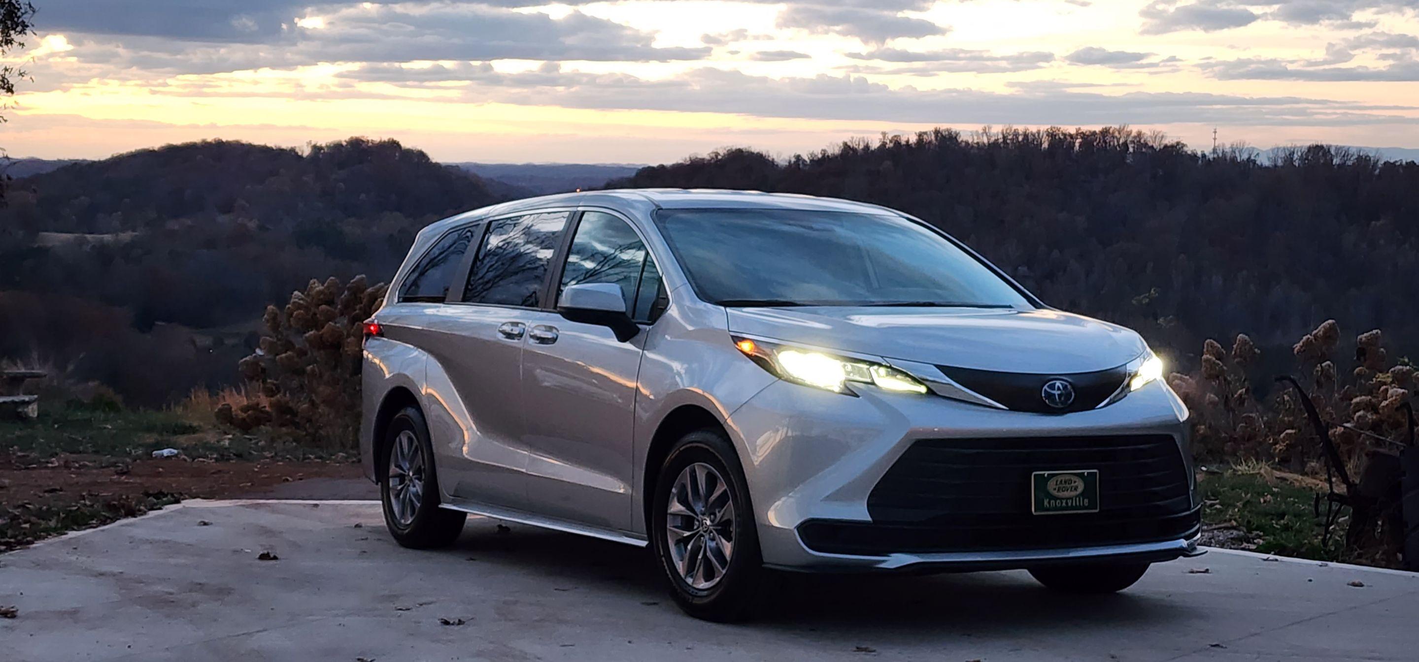 Toyota Sienna 2023 in Alcoa, TN