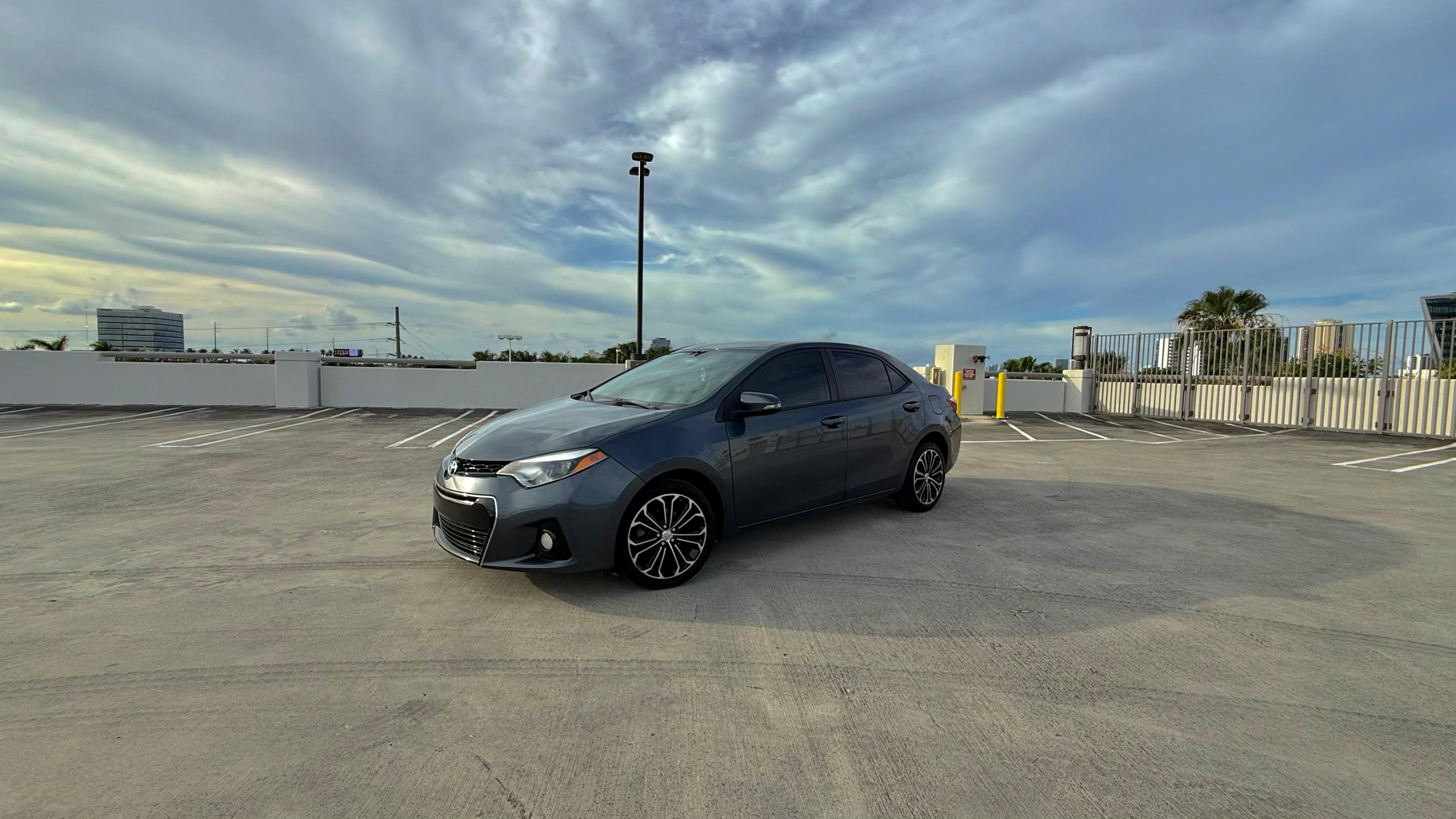 Toyota Corolla 2014 in Miami, FL