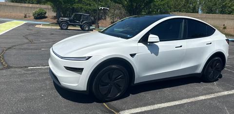 Tesla Model Y 2026