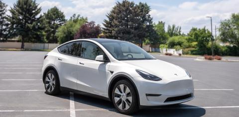 Tesla Model Y 2023