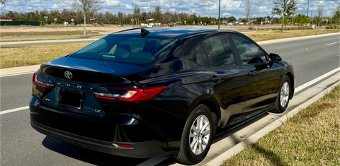 Toyota Camry Hybrid 2025