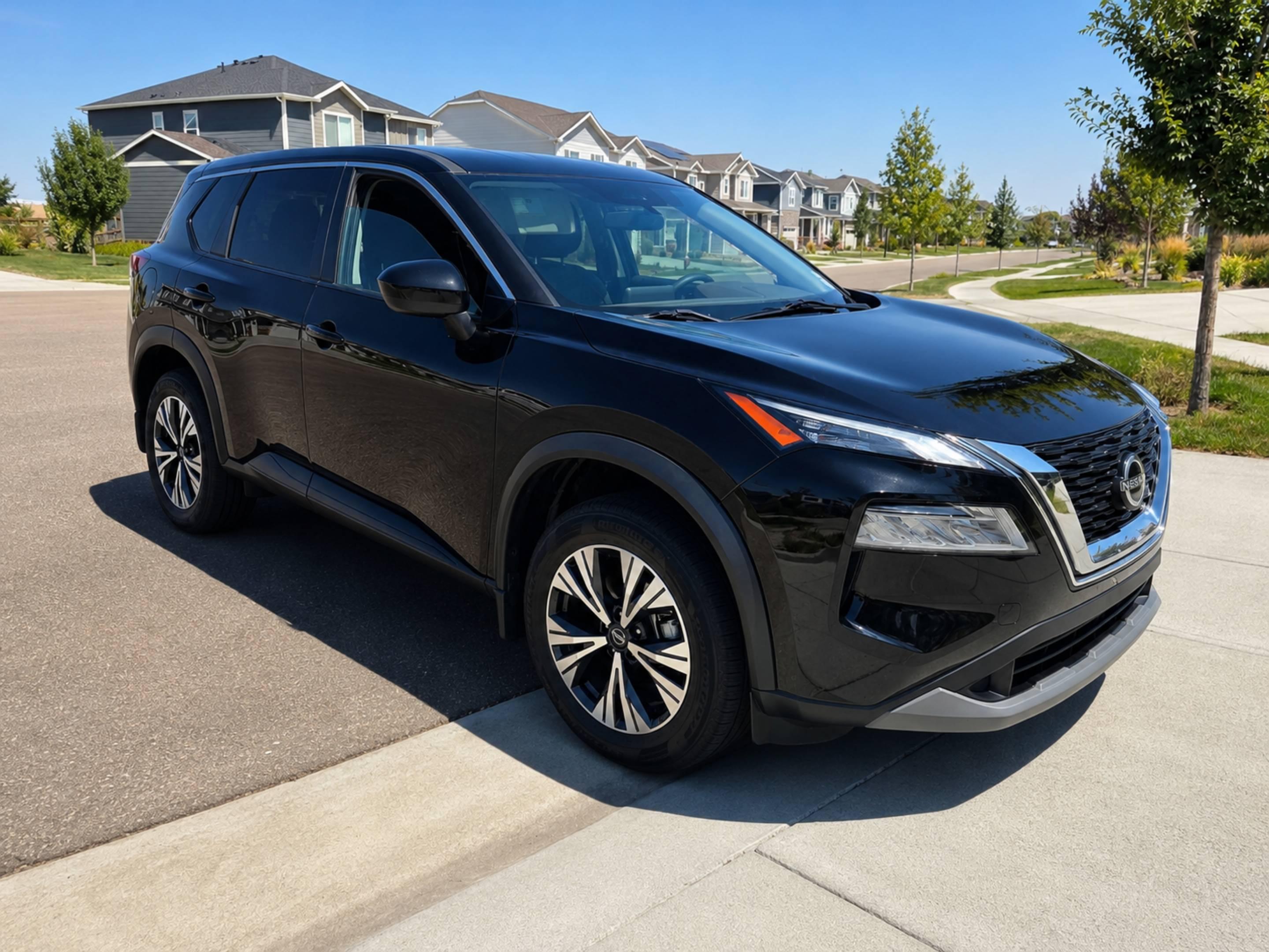 Nissan Rogue 2023 in Thornton, CO