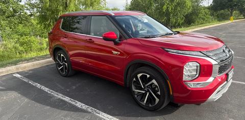 Mitsubishi Outlander Plug-In Hybrid 2025
