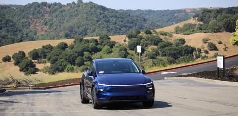 Tesla Model Y 2026