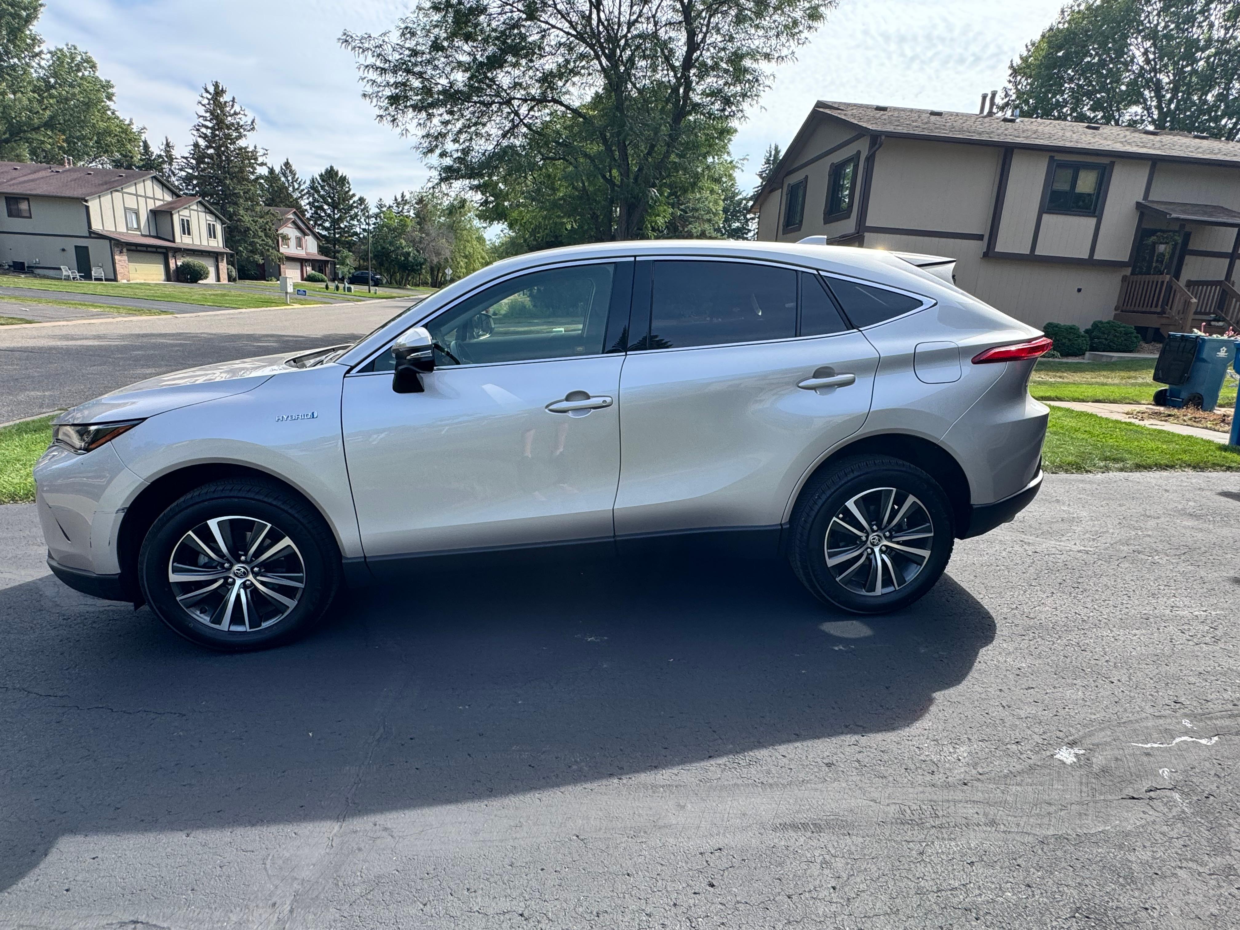 Toyota Venza 2021 in Vadnais Heights, MN
