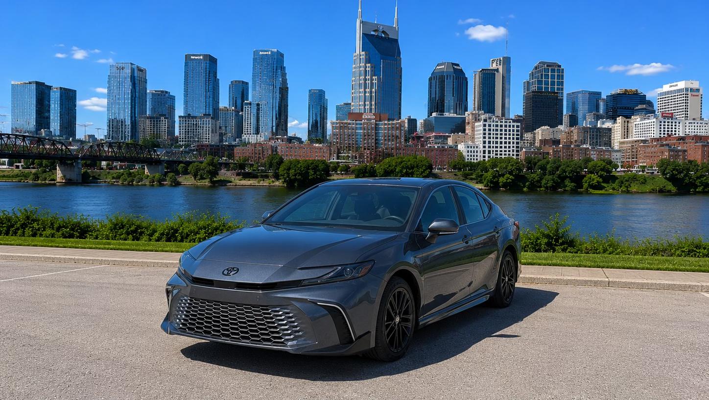 Toyota Camry Hybrid 2026 in Mount Juliet, TN