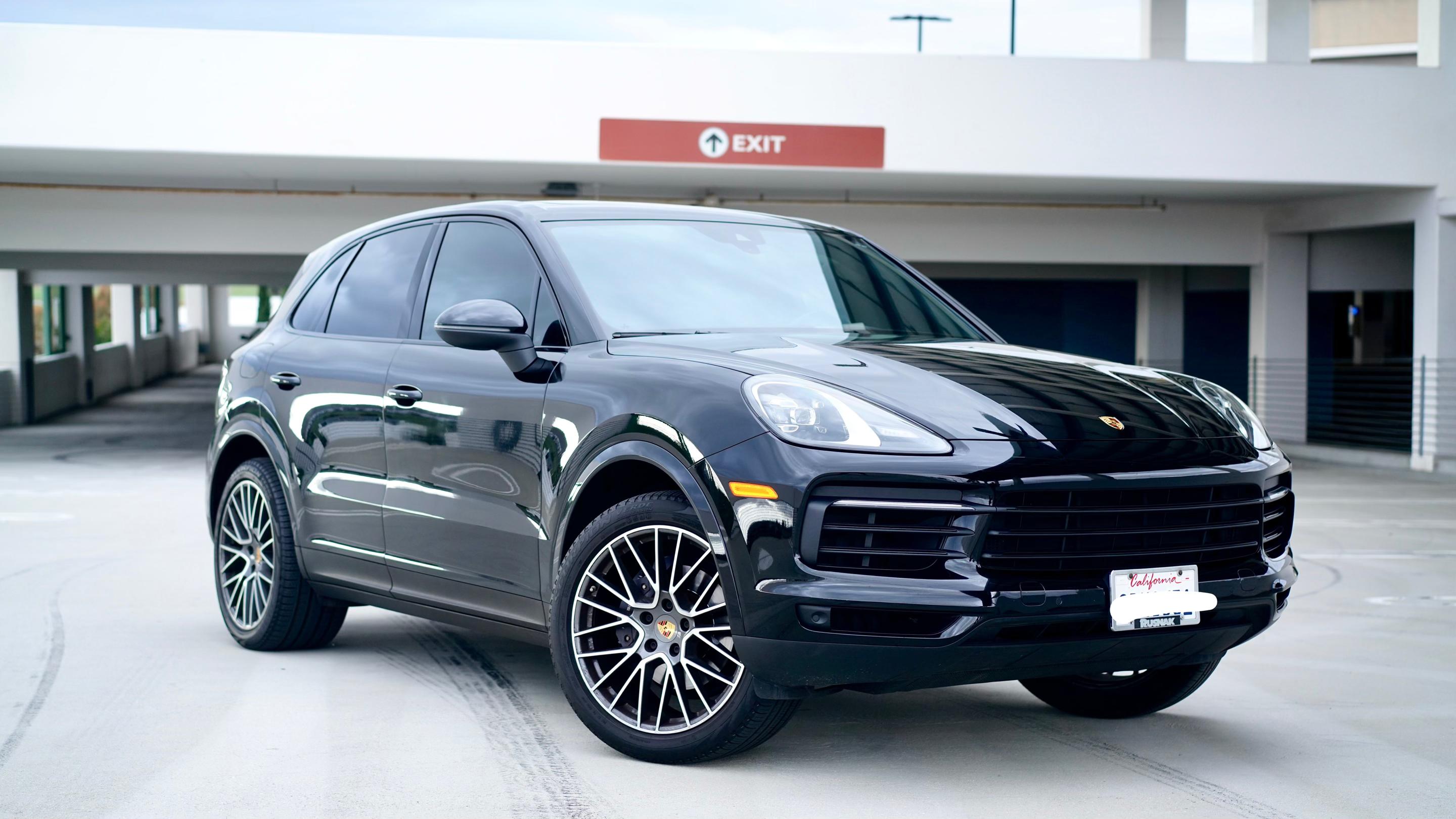 Porsche Cayenne 2020 in El Segundo, CA