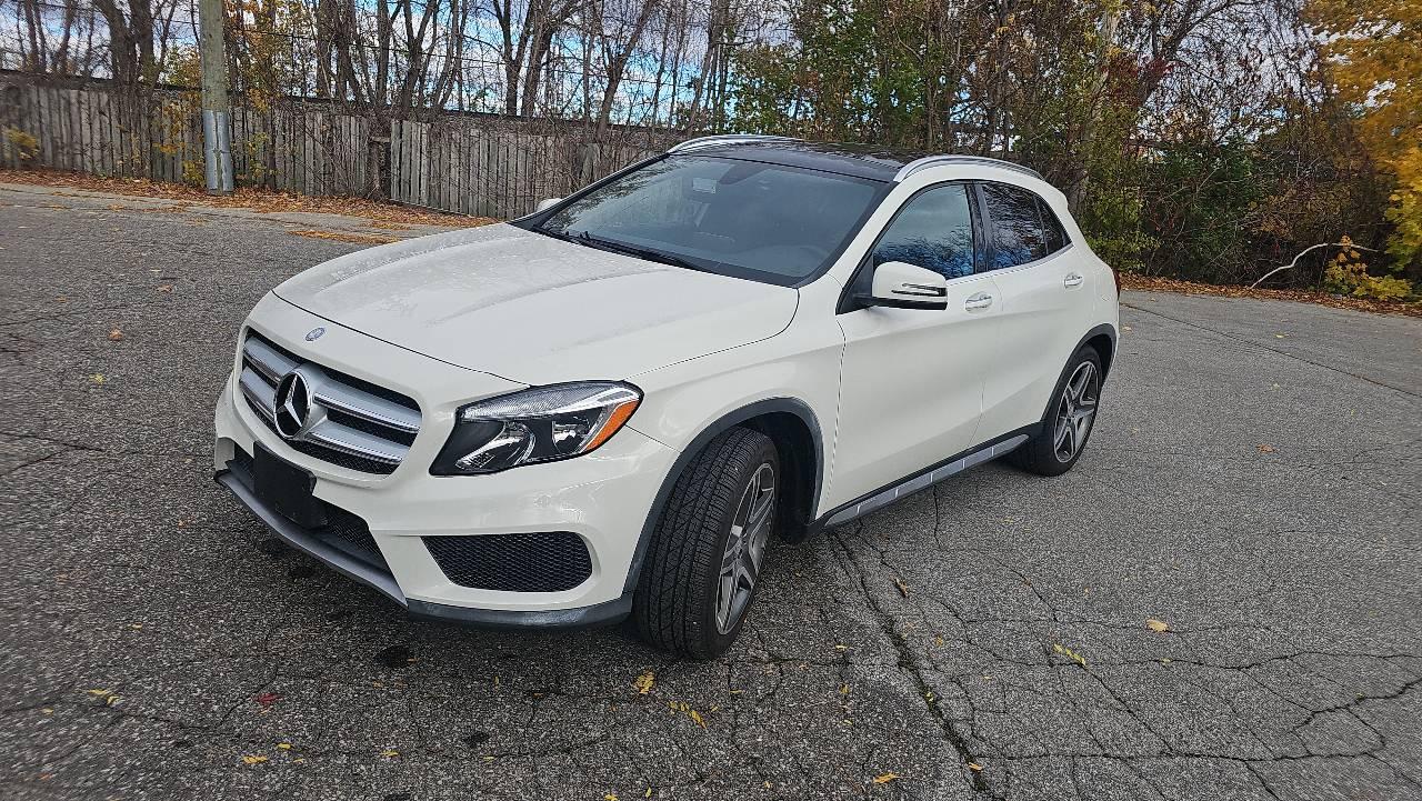 Mercedes-Benz GLA-Class 2016 à 