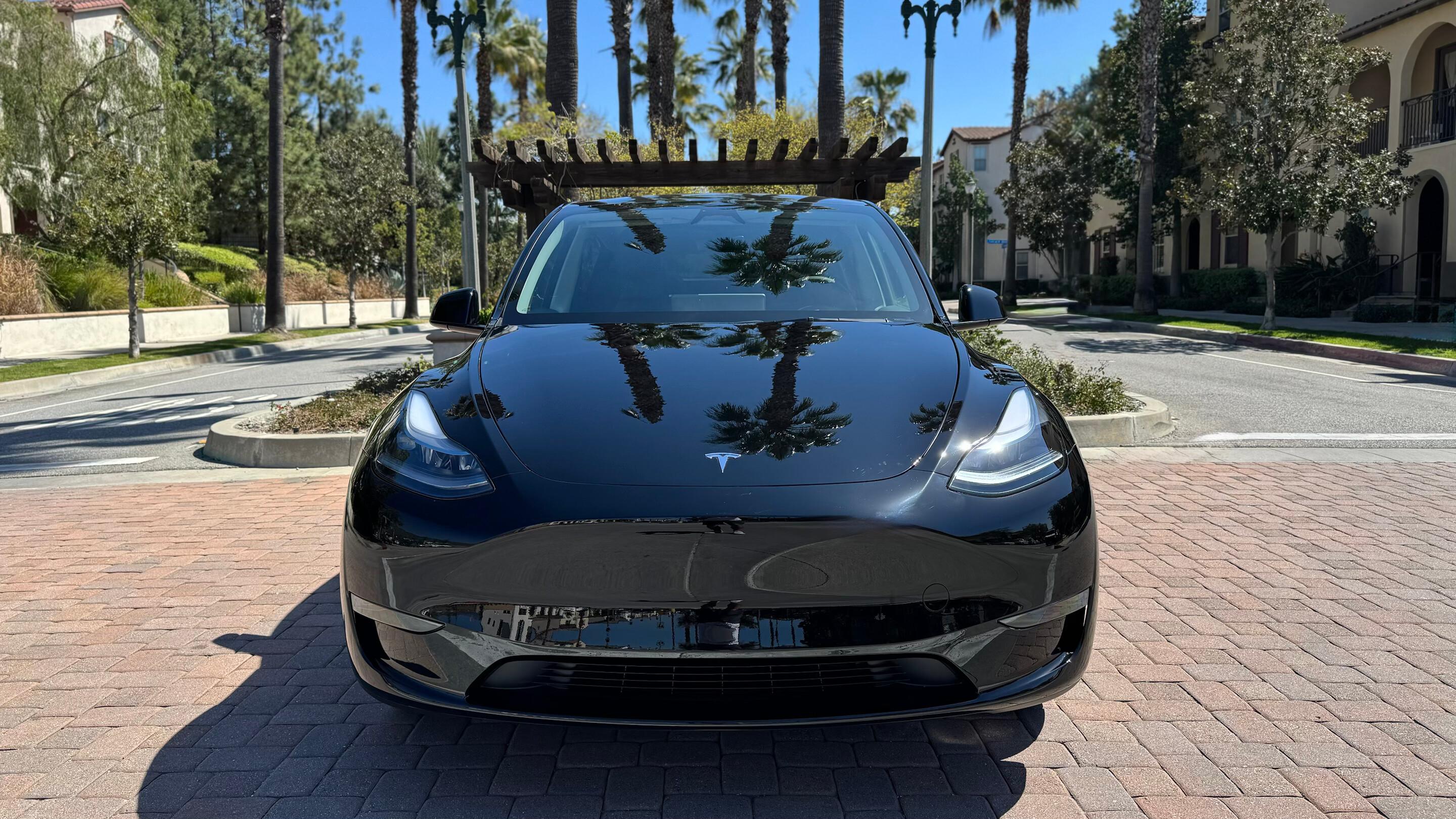 Tesla Model Y 2025 in Azusa, CA