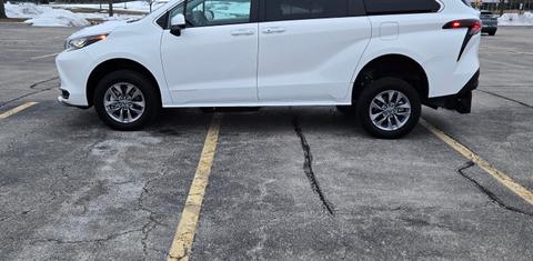 Toyota Sienna 2024