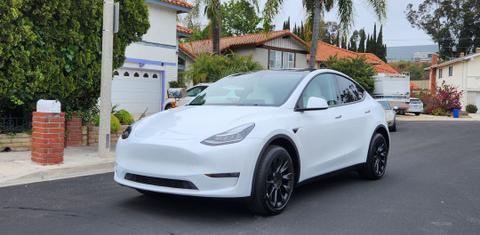 Tesla Model Y 2023