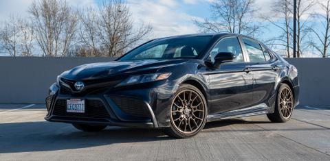 Toyota Camry Hybrid 2023