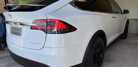 Tesla MODEL X 2020