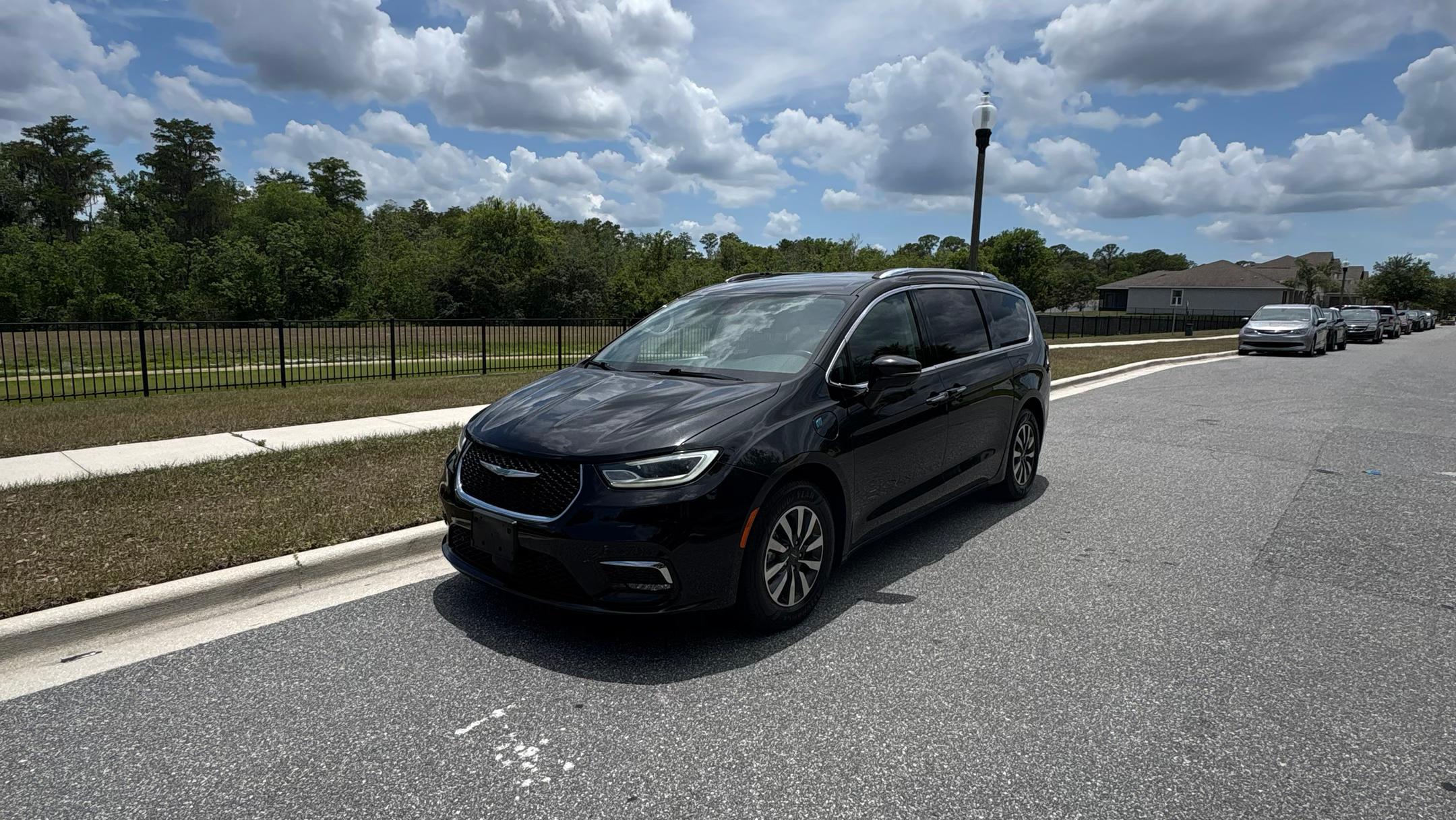 Chrysler Pacifica 2021 in Winter Garden, FL