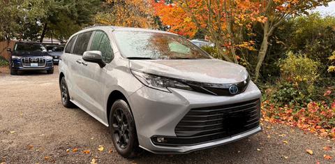 Toyota Sienna 2025