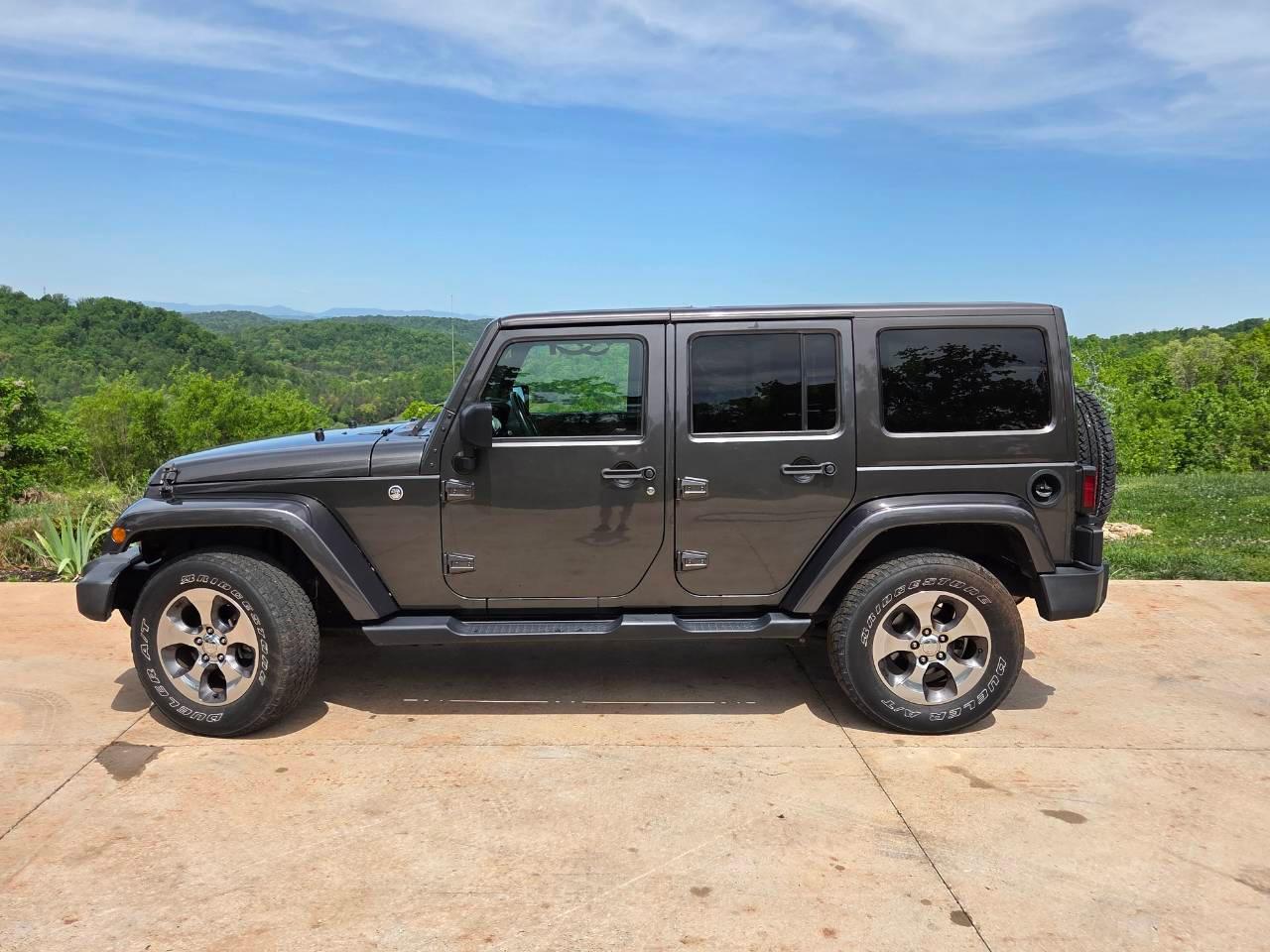 Jeep Wrangler Unlimited 2017 in Alcoa, TN