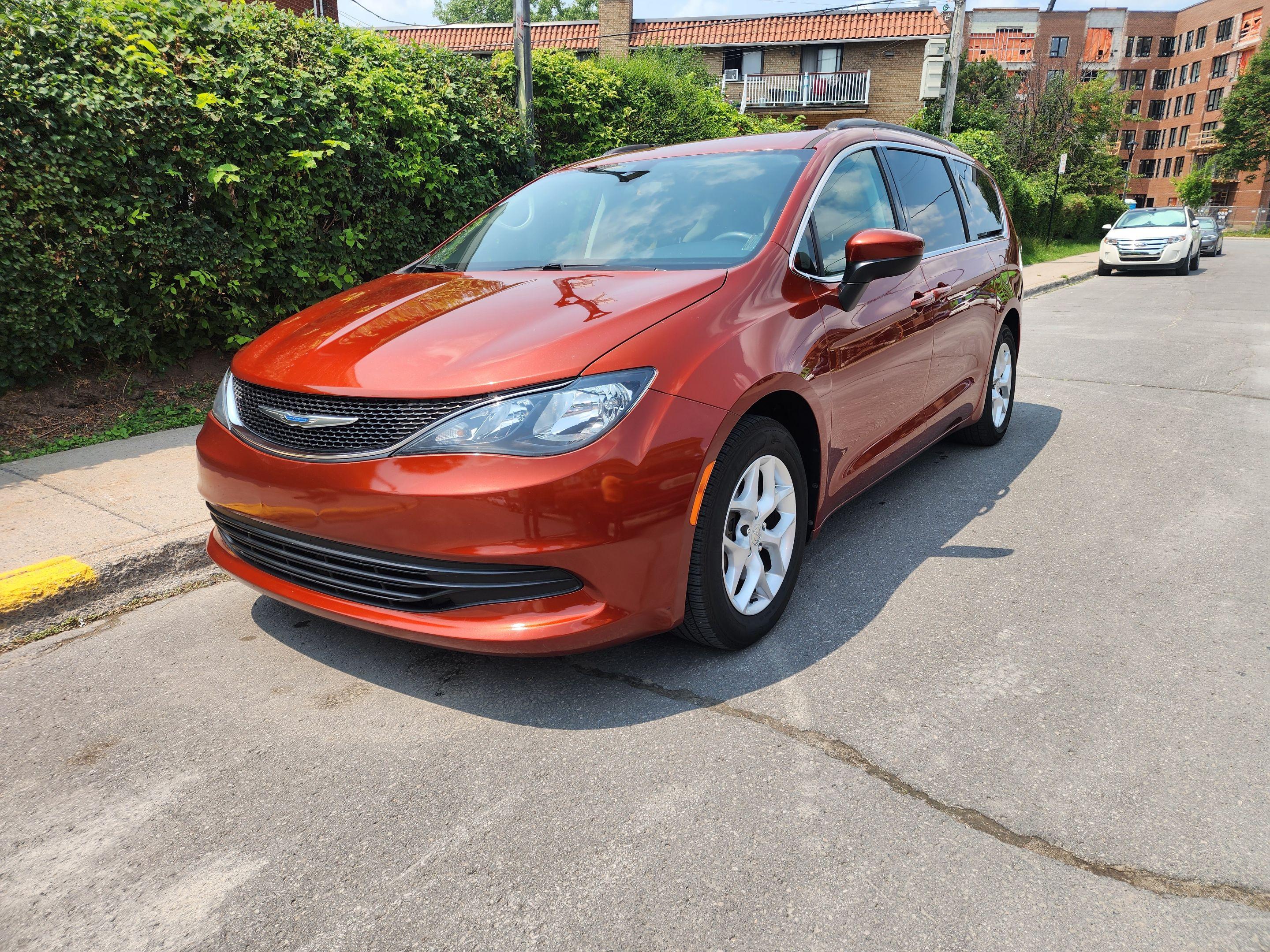 Chrysler Pacifica 2018 à 