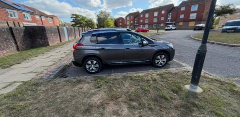 Peugeot 2008 2015