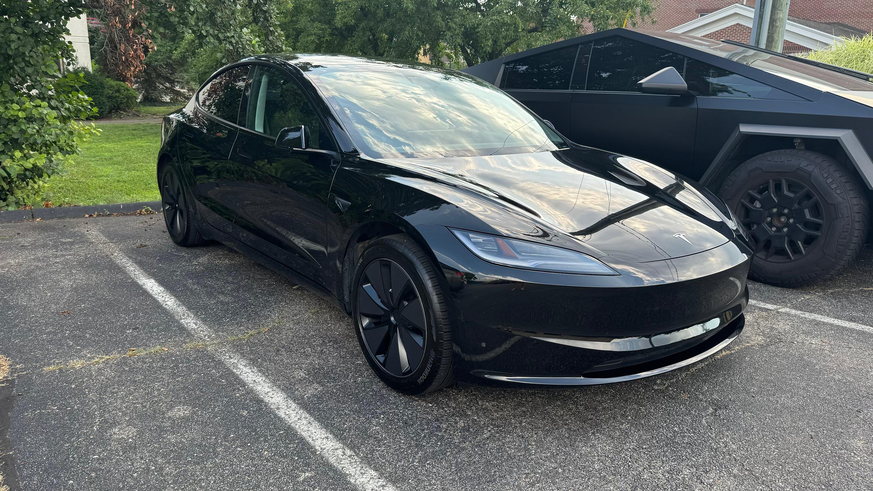 Tesla Model 3 2026 in Hebron, KY