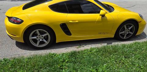 Porsche 718 Cayman 2021