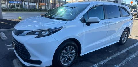 Toyota Sienna 2024