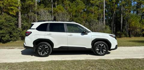Subaru Forester 2025