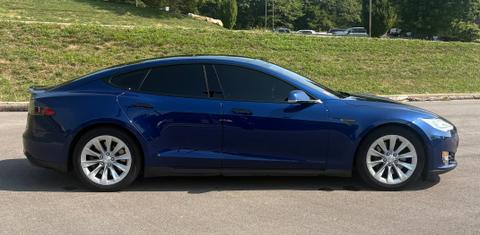 Tesla Model S 2016