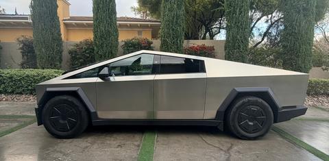 Tesla Cybertruck 2024