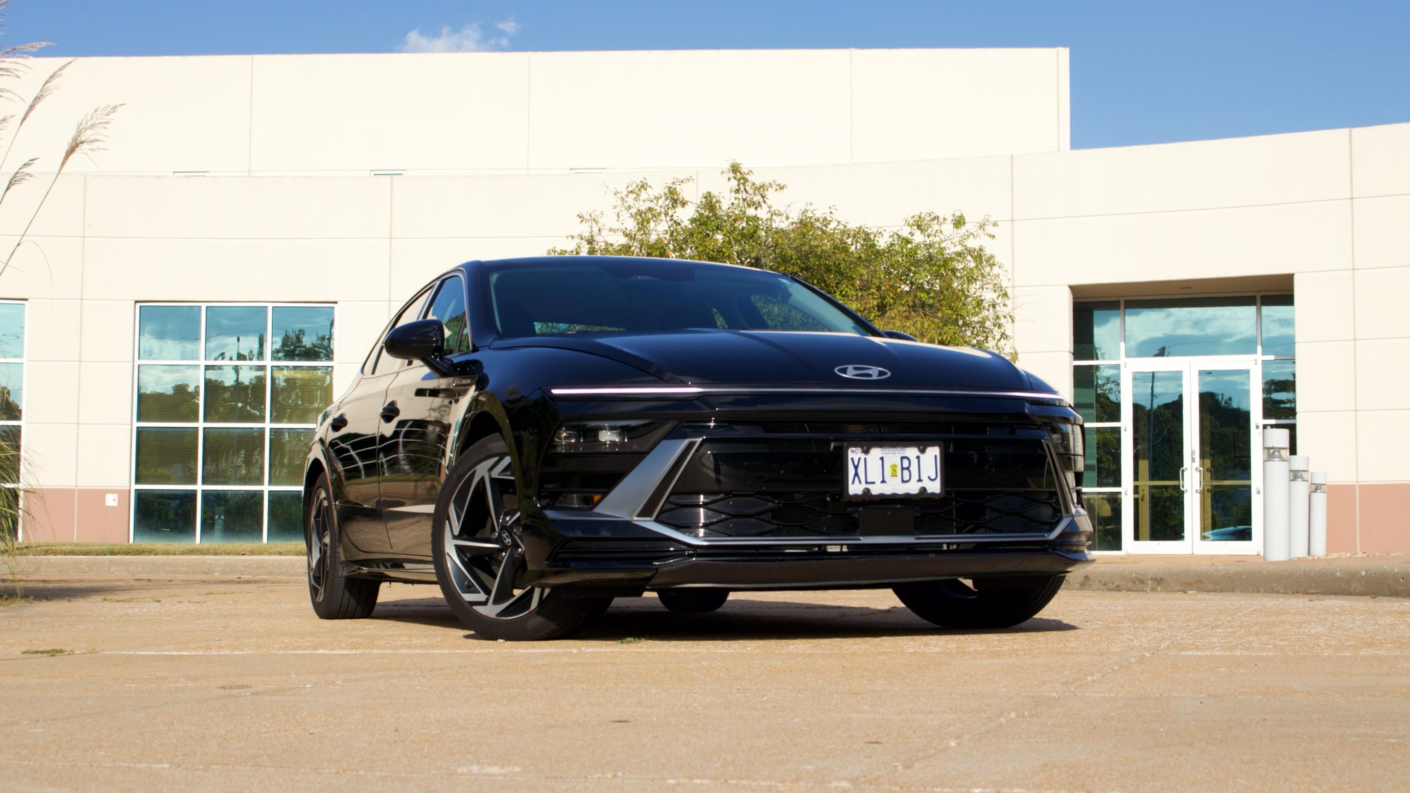 Hyundai Sonata 2024 in Ballwin, MO