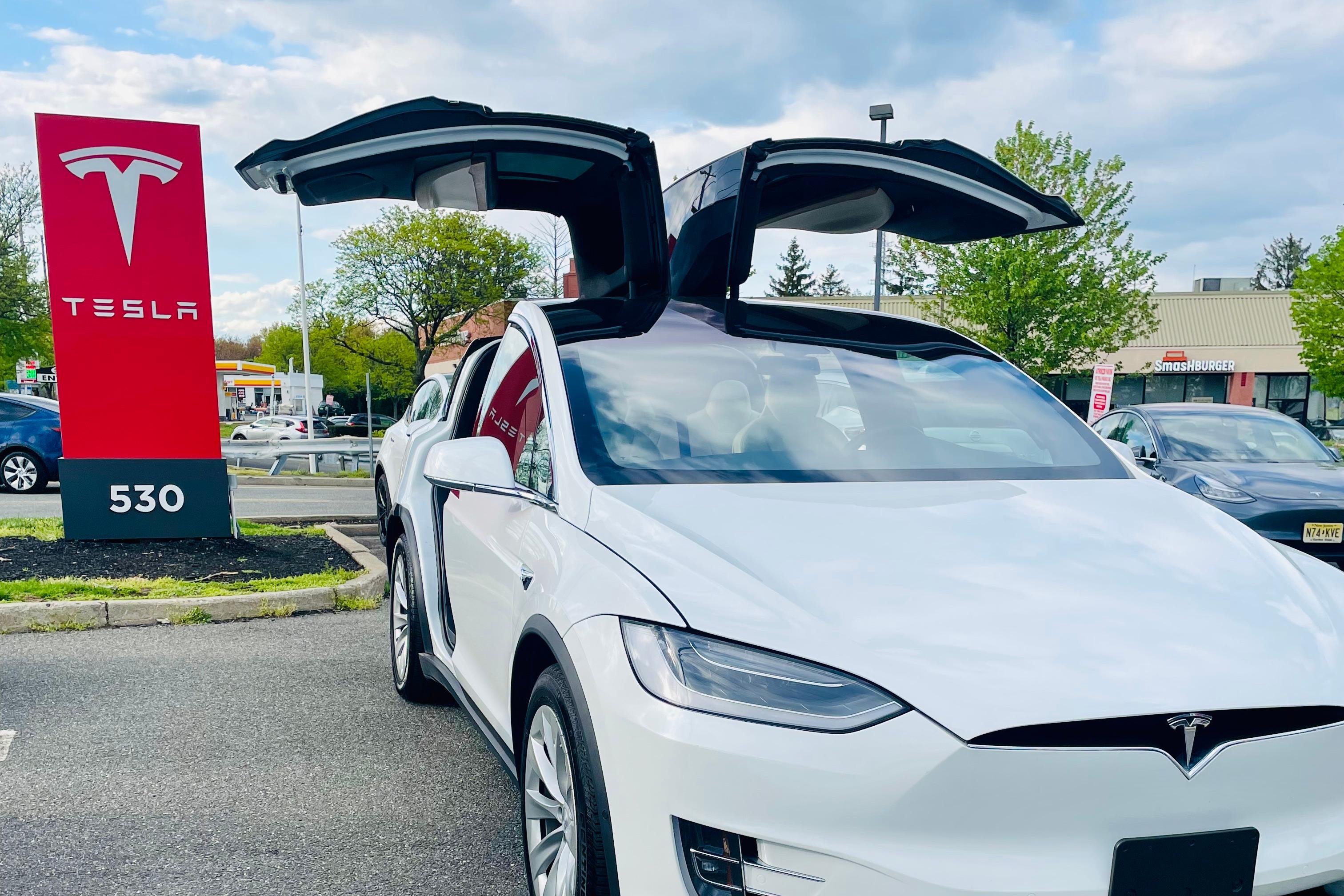 Tesla Model X 2020 in 