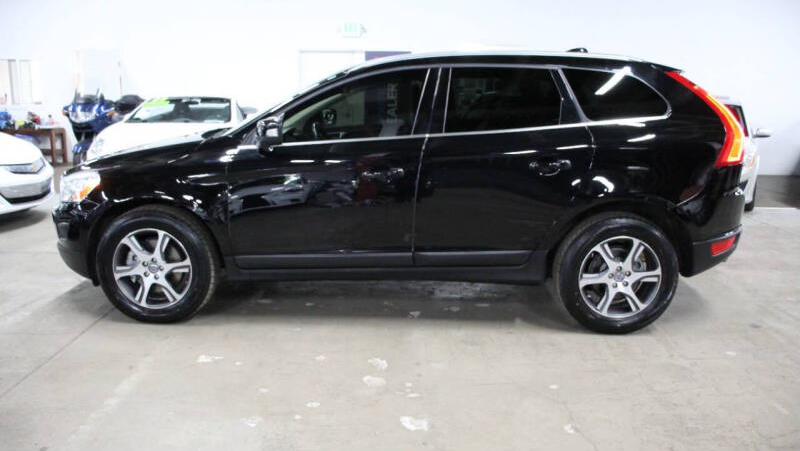 Volvo XC60 2013 in Aurora, CO