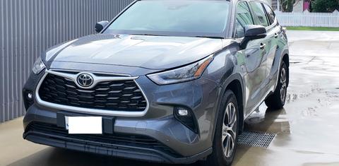 Toyota KLUGER 2021